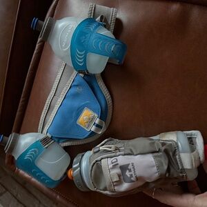 Nathan running drink, supplier, handheld, and waist